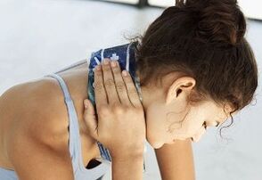 Squeeze as a way of dealing with cervical osteochon